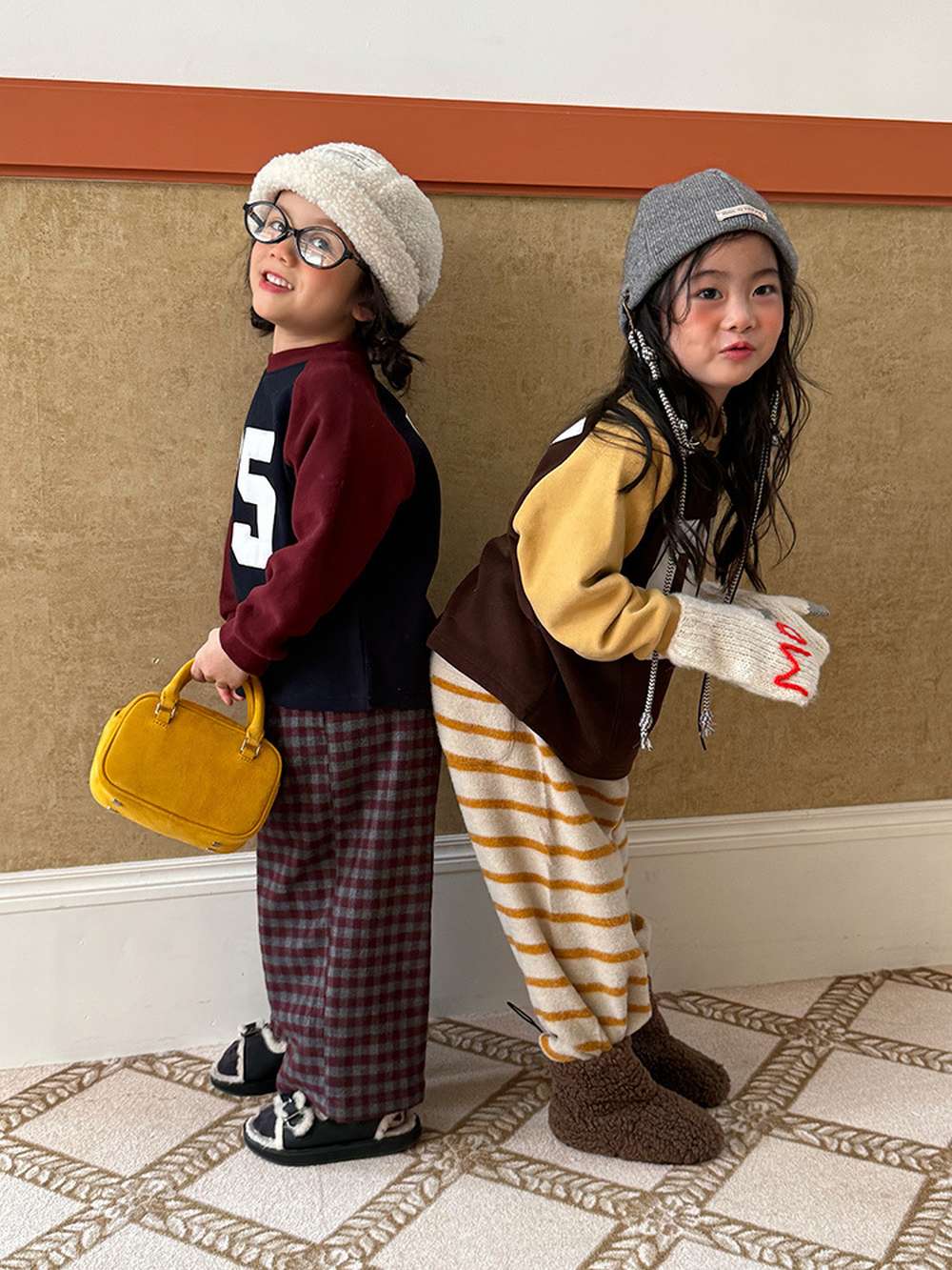 長袖スウェット | ナンバーロゴ | 裏起毛ラグランプルオーバー【mh0011473】