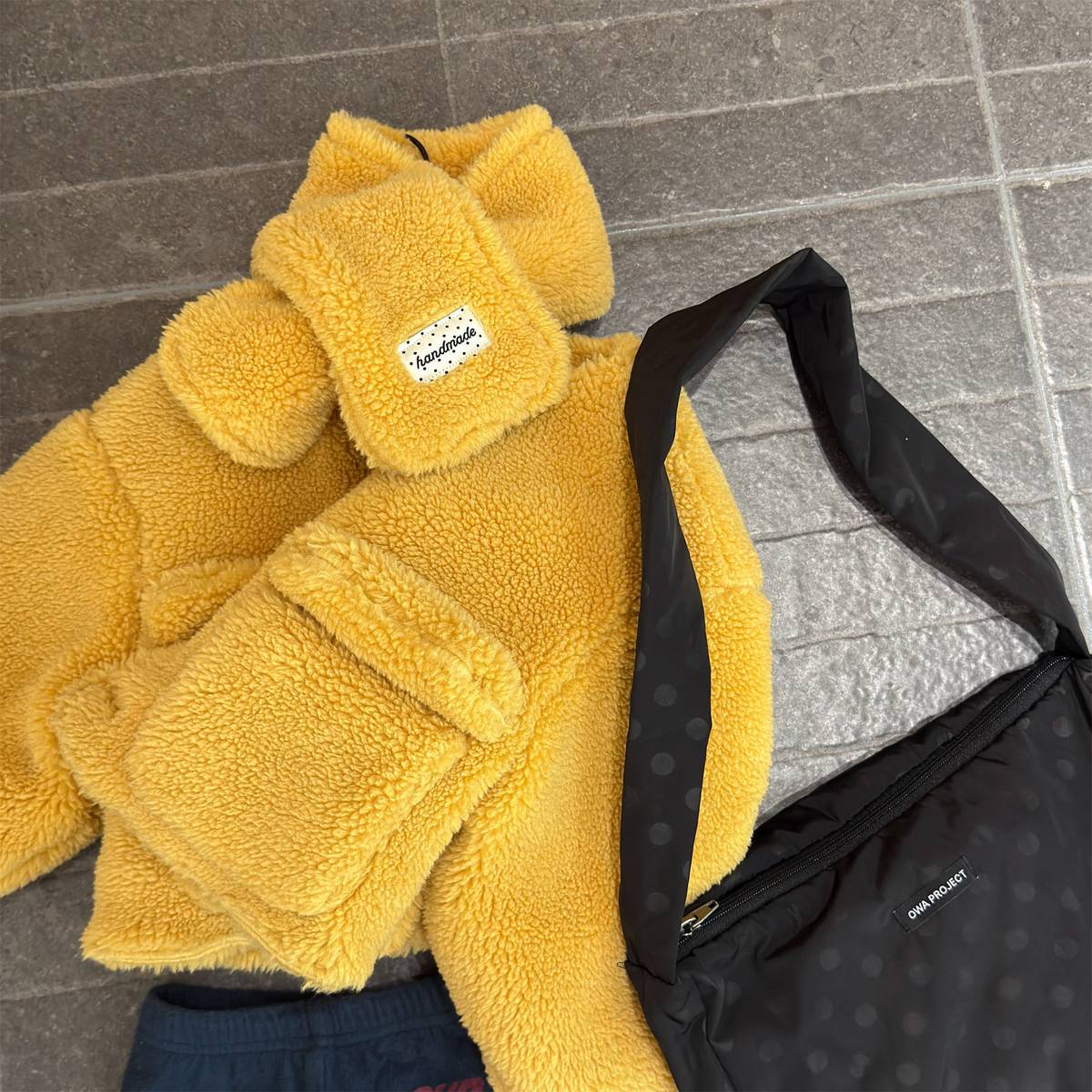 -シープボアジャケット 2点セット もこもこアウター ビッグポケット マフラーセット【mh0011408】 - mamahalo shop - ショートコート・ジャケット・ジャンパー -  べビー服 - 子供服 - 男の子 - 女の子