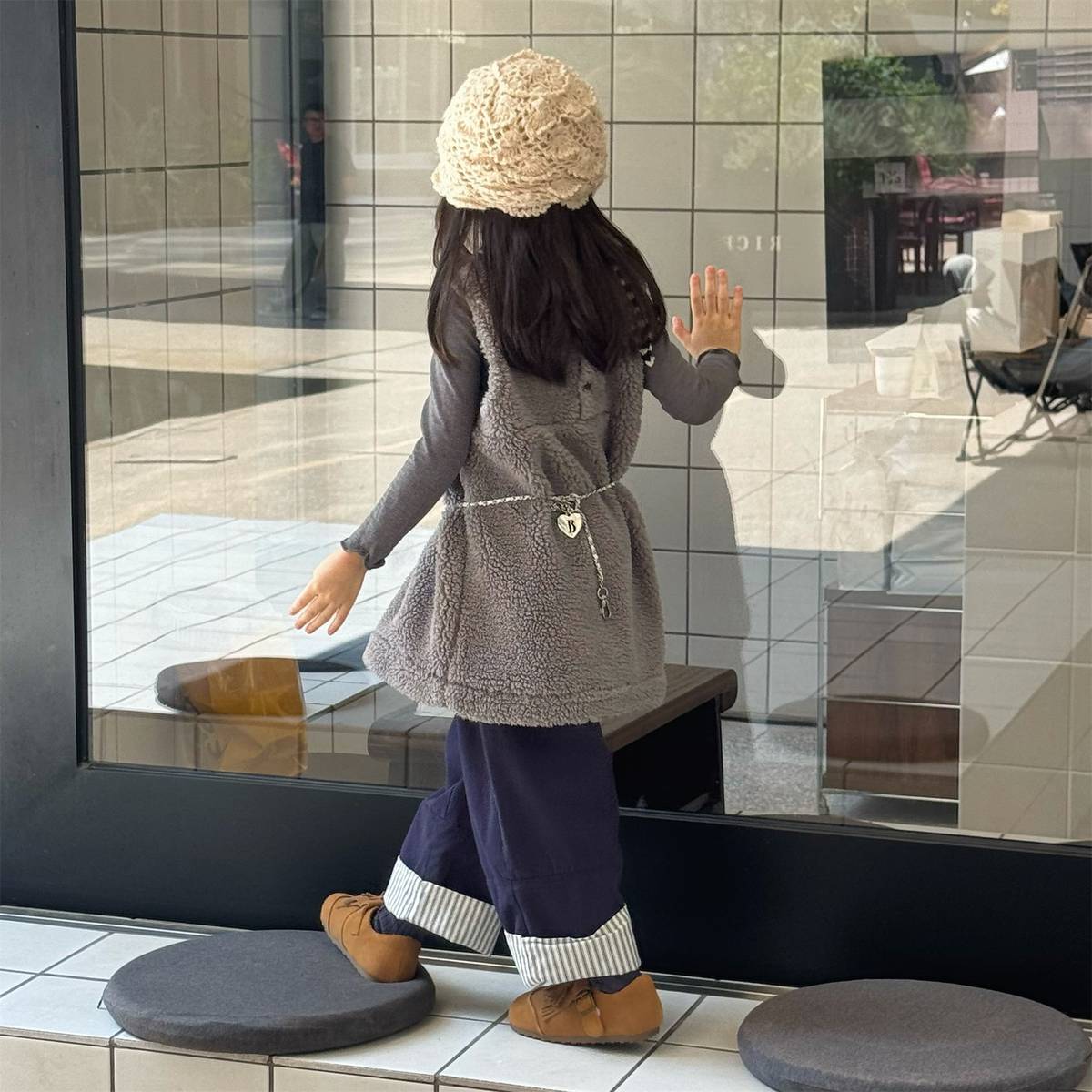 -シープボアジャンパースカート ノースリーブ ふわふわ素材 ワンピース【mh0011420】 - mamahalo shop - ノースリーブワンピース -  べビー服 - 子供服 - 男の子 - 女の子