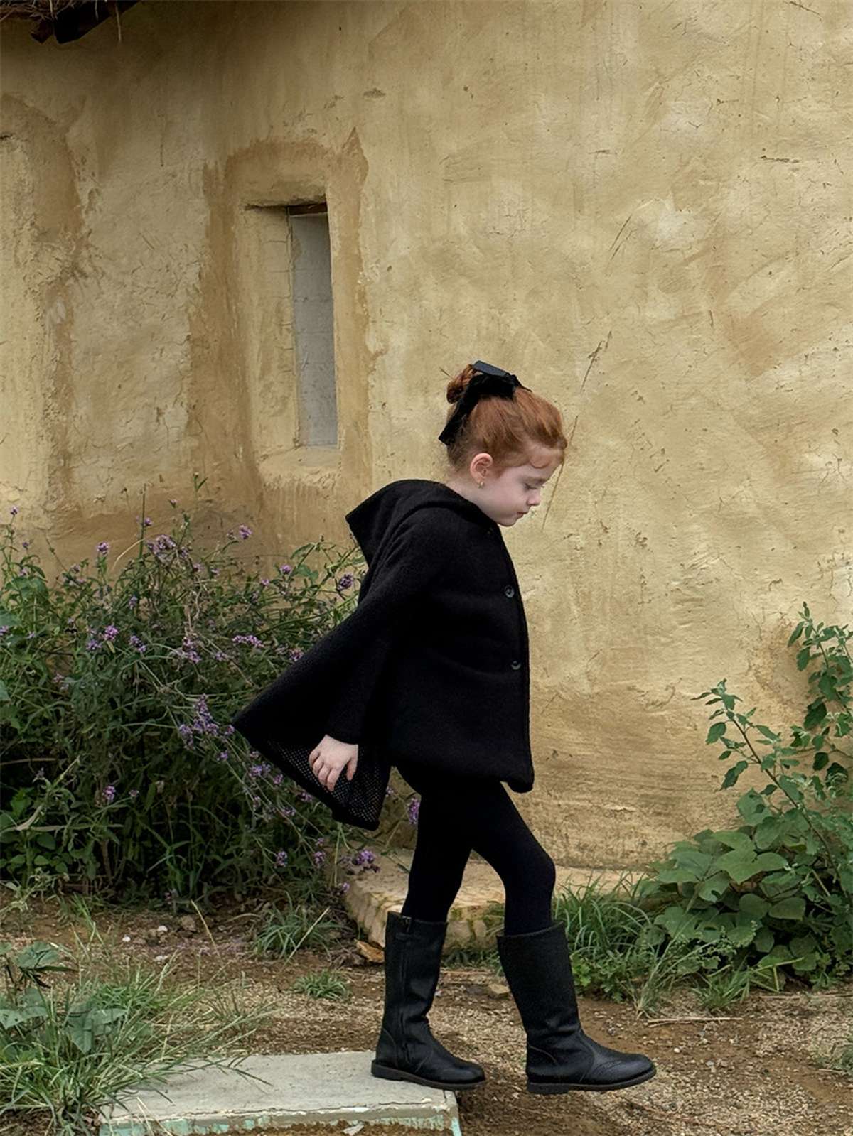 -フーディポンチョ ピクシーフード ブラックマントコート【mh0011440】 - mamahalo shop - ショートコート・ジャケット・ジャンパー -  べビー服 - 子供服 - 男の子 - 女の子