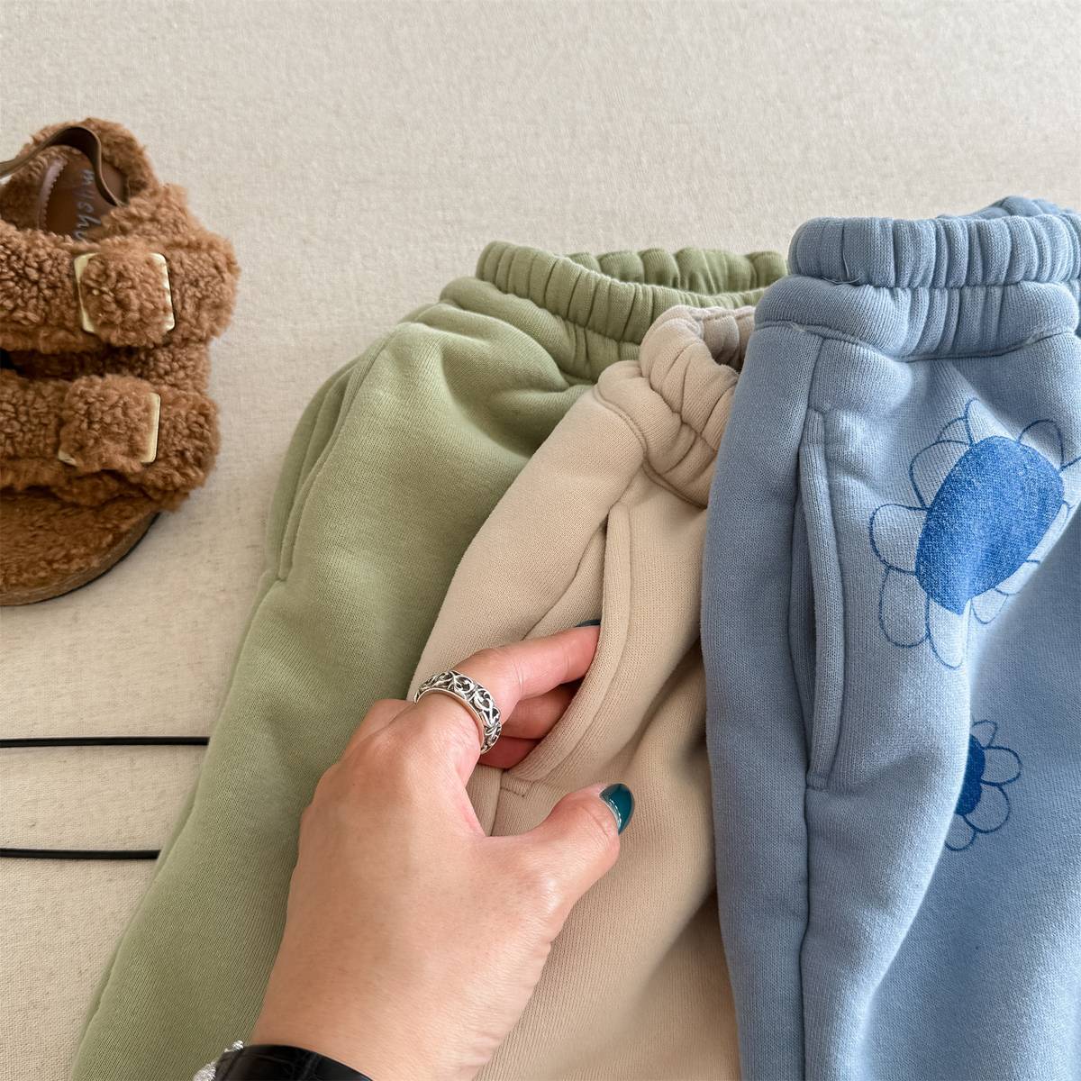 -裏起毛スウェットパンツ ロングパンツ 暖か長ズボン カジュアル【mh0011405】 - mamahalo shop - ロングパンツ・スウェットパンツ -  べビー服 - 子供服 - 男の子 - 女の子