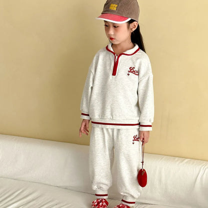 -LOVE刺繍ハーフジップスウェットセットアップ 2点セット【mh0011251】 - mamahalo shop - 長袖セットアップ -  べビー服 - 子供服 - 男の子 - 女の子