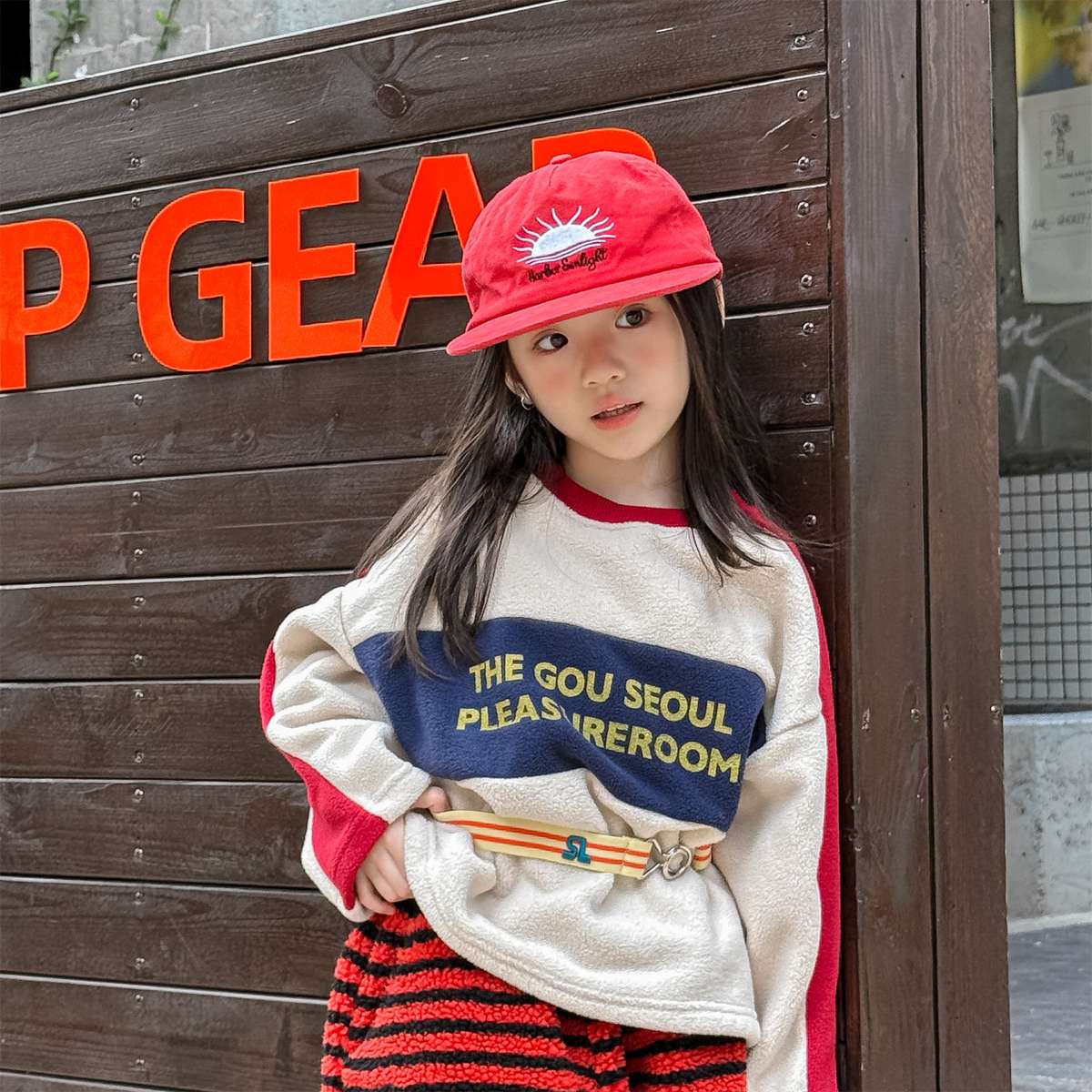 -長袖フリース ラグラン袖 プリントロゴ クルーネック トップス【mh0011426】 - mamahalo shop - 長袖Tシャツ -  べビー服 - 子供服 - 男の子 - 女の子