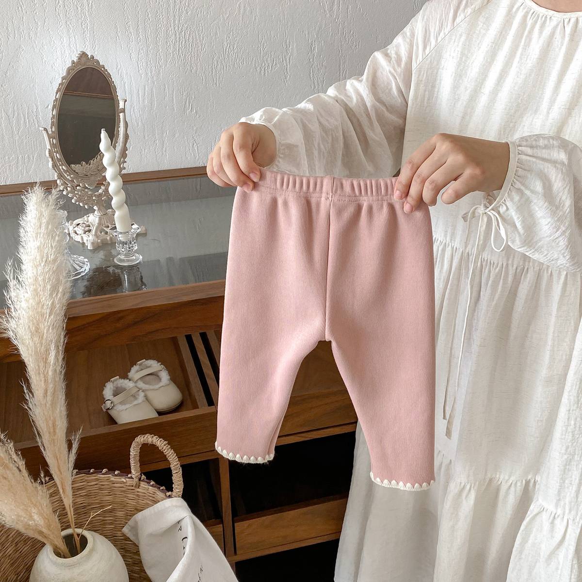 -ロングレギンスパンツ リブ生地 裏ボア あったか 裾メロウフリル スリムフィット【mh0011394】 - mamahalo shop - レギンスパンツ -  べビー服 - 子供服 - 男の子 - 女の子