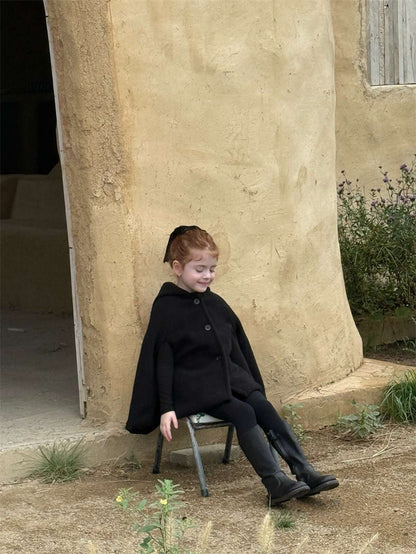 -フーディポンチョ ピクシーフード ブラックマントコート【mh0011440】 - mamahalo shop - ショートコート・ジャケット・ジャンパー -  べビー服 - 子供服 - 男の子 - 女の子