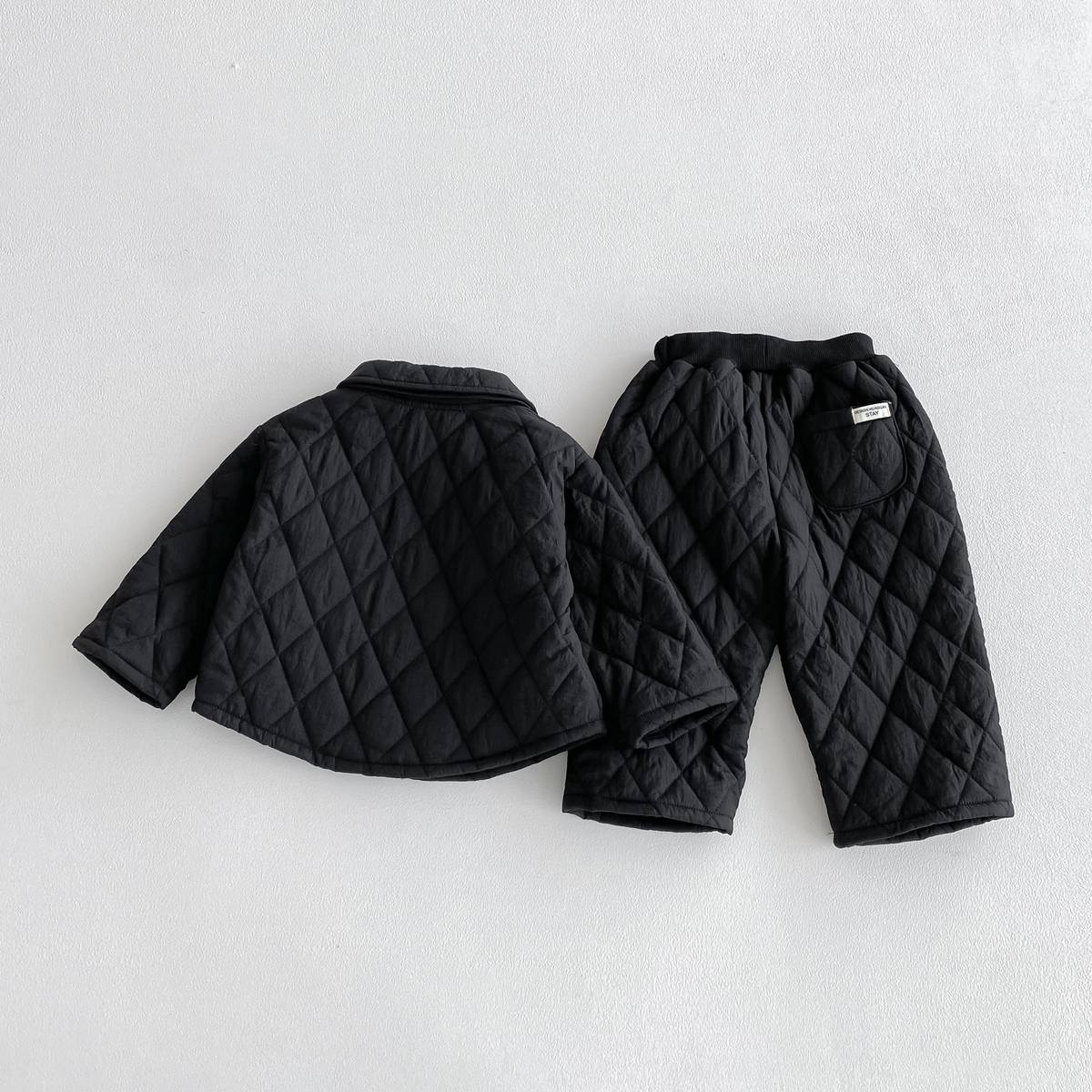 -長袖キルティングジャケット+パンツ セットアップ 2点セット 防寒 中綿ダイヤ柄【mh0011387】 - mamahalo shop - 長袖セットアップ -  べビー服 - 子供服 - 男の子 - 女の子