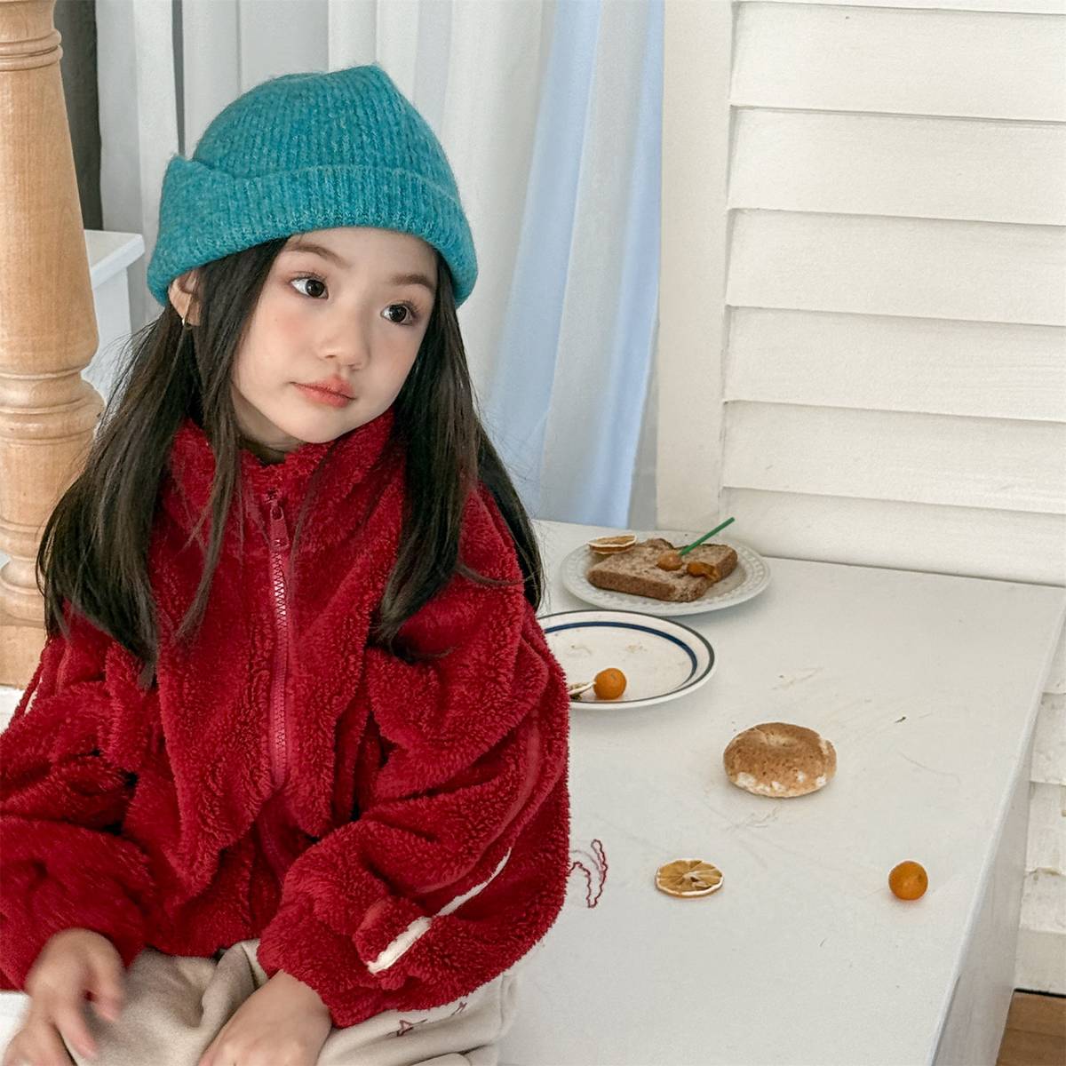 -ボアジャケット アウター ジップアップ 腕ライン 刺繍入り もこもこ素材【mh0011398】 - mamahalo shop - ショートコート・ジャケット・ジャンパー -  べビー服 - 子供服 - 男の子 - 女の子