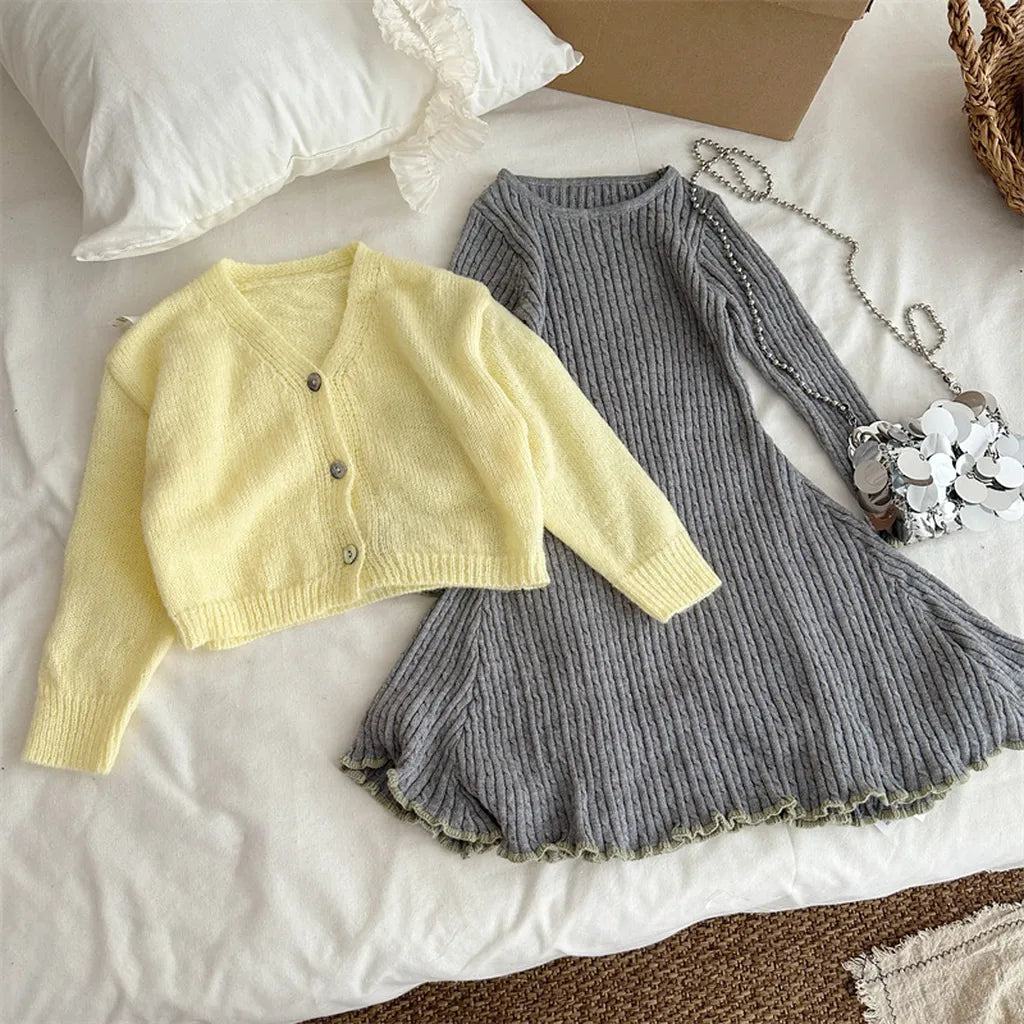 -ショート丈Vネックニットカーディガン【mh0011255】 - mamahalo shop - カーディガン・パーカー -  べビー服 - 子供服 - 男の子 - 女の子