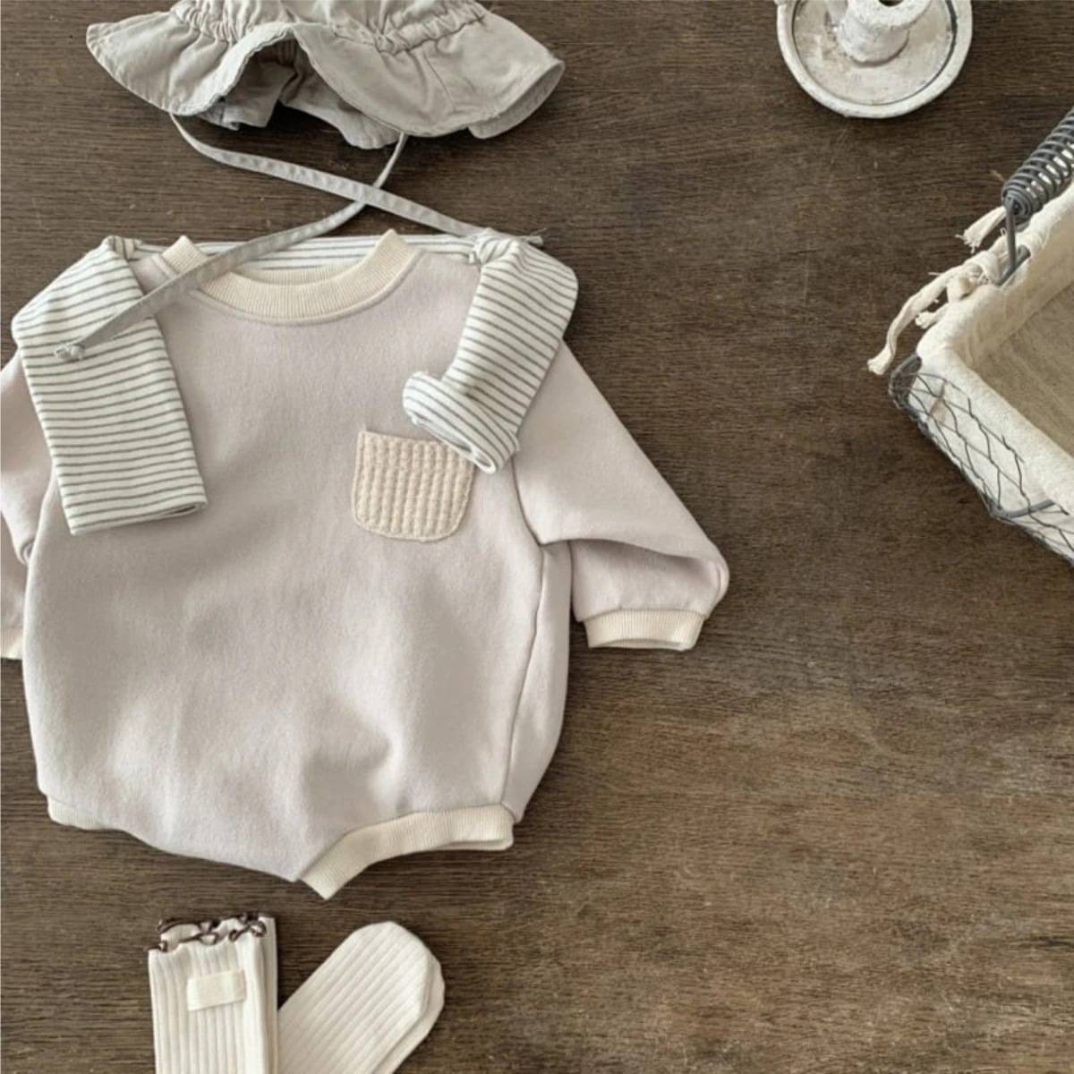 -長袖ロンパース スウェット アクセントカラー 胸ポケット【mh0011363】 - mamahalo shop - 長袖ロンパース -  べビー服 - 子供服 - 男の子 - 女の子