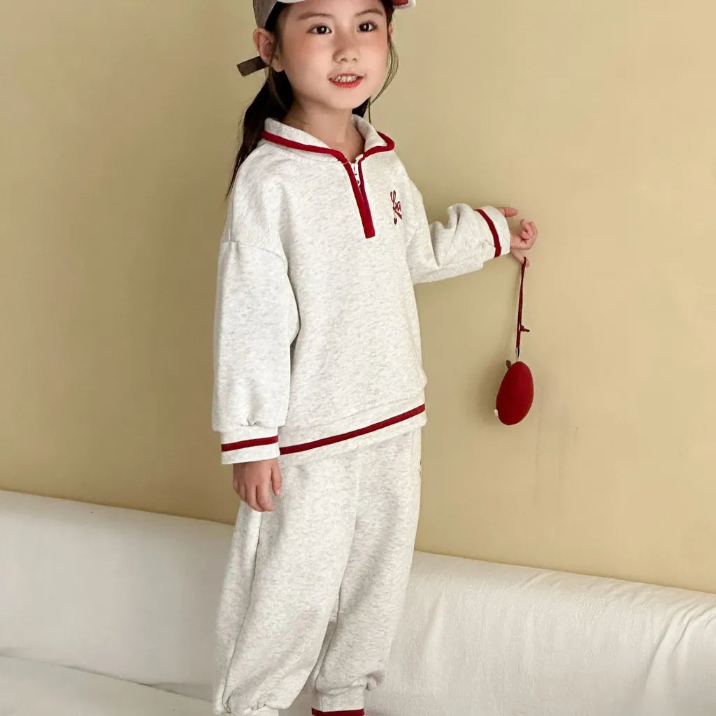 -LOVE刺繍ハーフジップスウェットセットアップ 2点セット【mh0011251】 - mamahalo shop - 長袖セットアップ -  べビー服 - 子供服 - 男の子 - 女の子