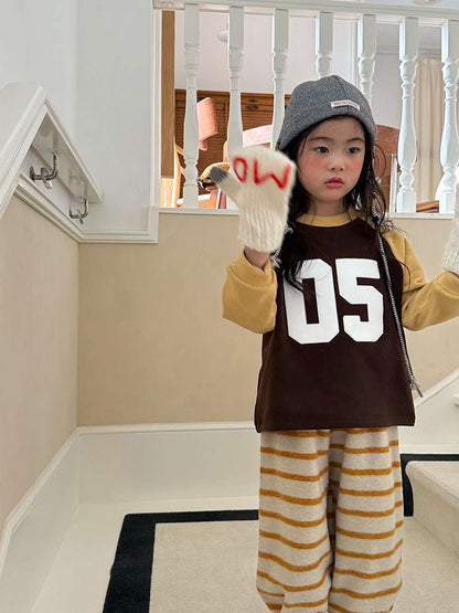 長袖スウェット | ナンバーロゴ | 裏起毛ラグランプルオーバー【mh0011473】