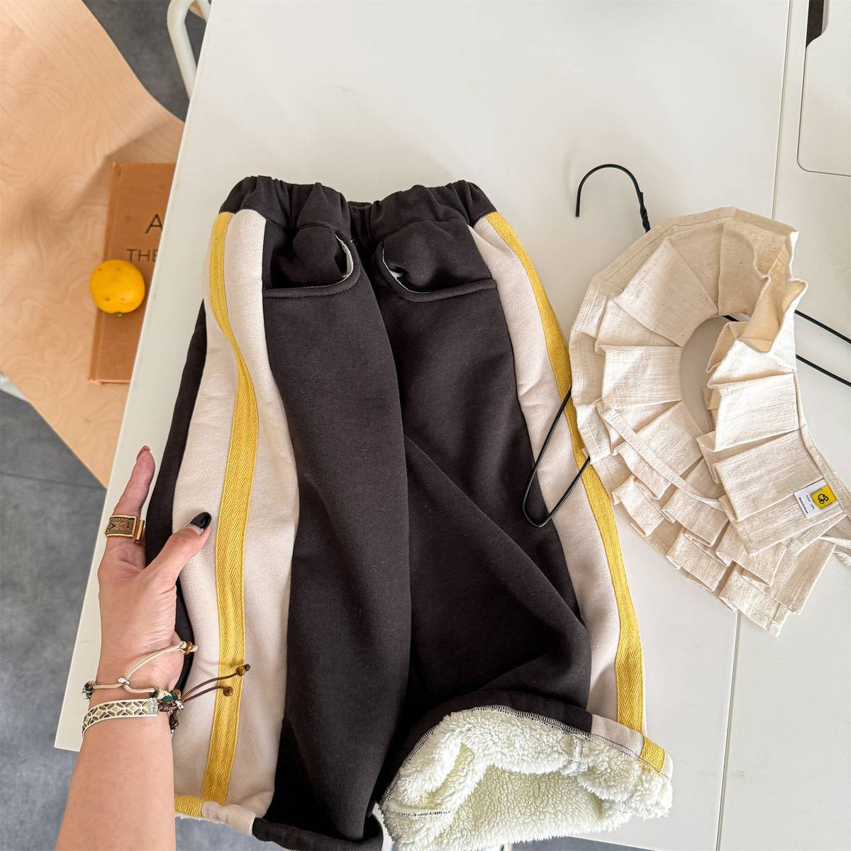 -裏起毛スウェットパンツ ロングパンツ カジュアル チェック サイドライン【mh0011402】 - mamahalo shop - ロングパンツ・スウェットパンツ -  べビー服 - 子供服 - 男の子 - 女の子