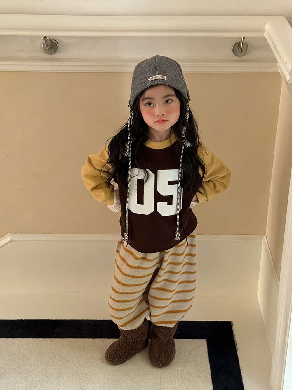 長袖スウェット | ナンバーロゴ | 裏起毛ラグランプルオーバー【mh0011473】