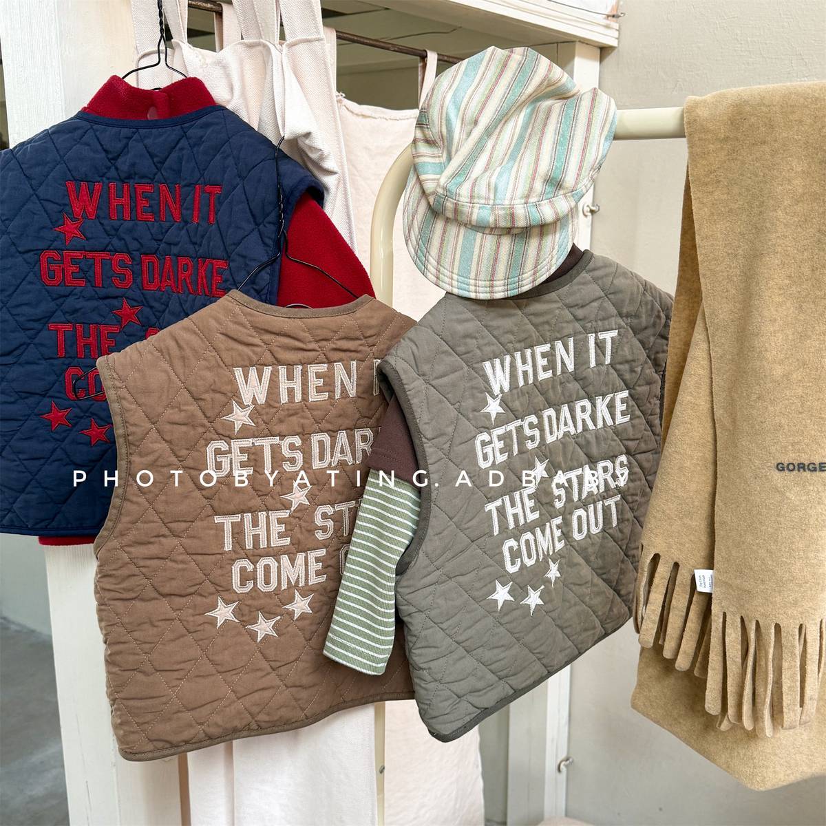 -キルティングベスト ノースリーブ 刺繍ロゴ 中綿入り アウター【mh0011411】 - mamahalo shop - ベスト -  べビー服 - 子供服 - 男の子 - 女の子