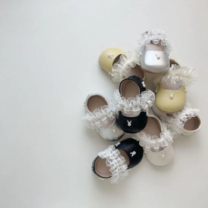 -うさぎ刺繍ストラップシューズ ハートモチーフ付きベビーシューズ【mh0011071】 - mamahalo shop - ベビー用靴 -  べビー服 - 子供服 - 男の子 - 女の子