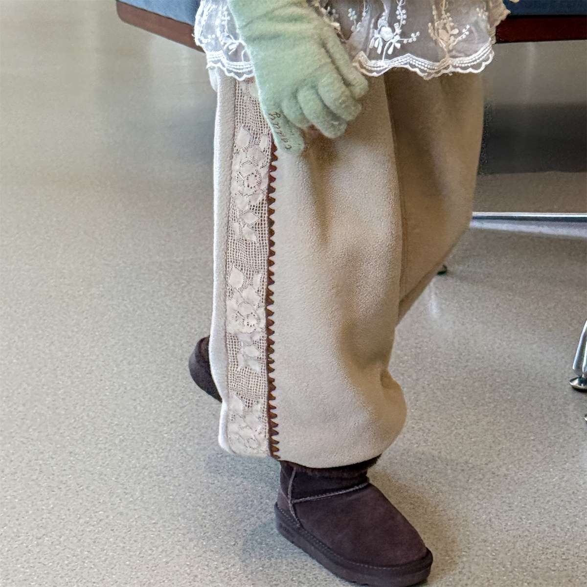 -フリーススウェットパンツ サイドレースデザイン あったか長ズボン【mh0011427】 - mamahalo shop - ロングパンツ・スウェットパンツ -  べビー服 - 子供服 - 男の子 - 女の子