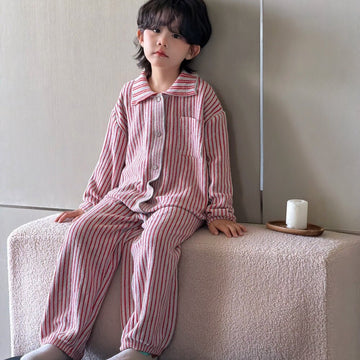 Conjunto de camisa de manga larga holgada con cuello y rayas, y pantalón largo casual para niños y jóvenes 【mh0014441】