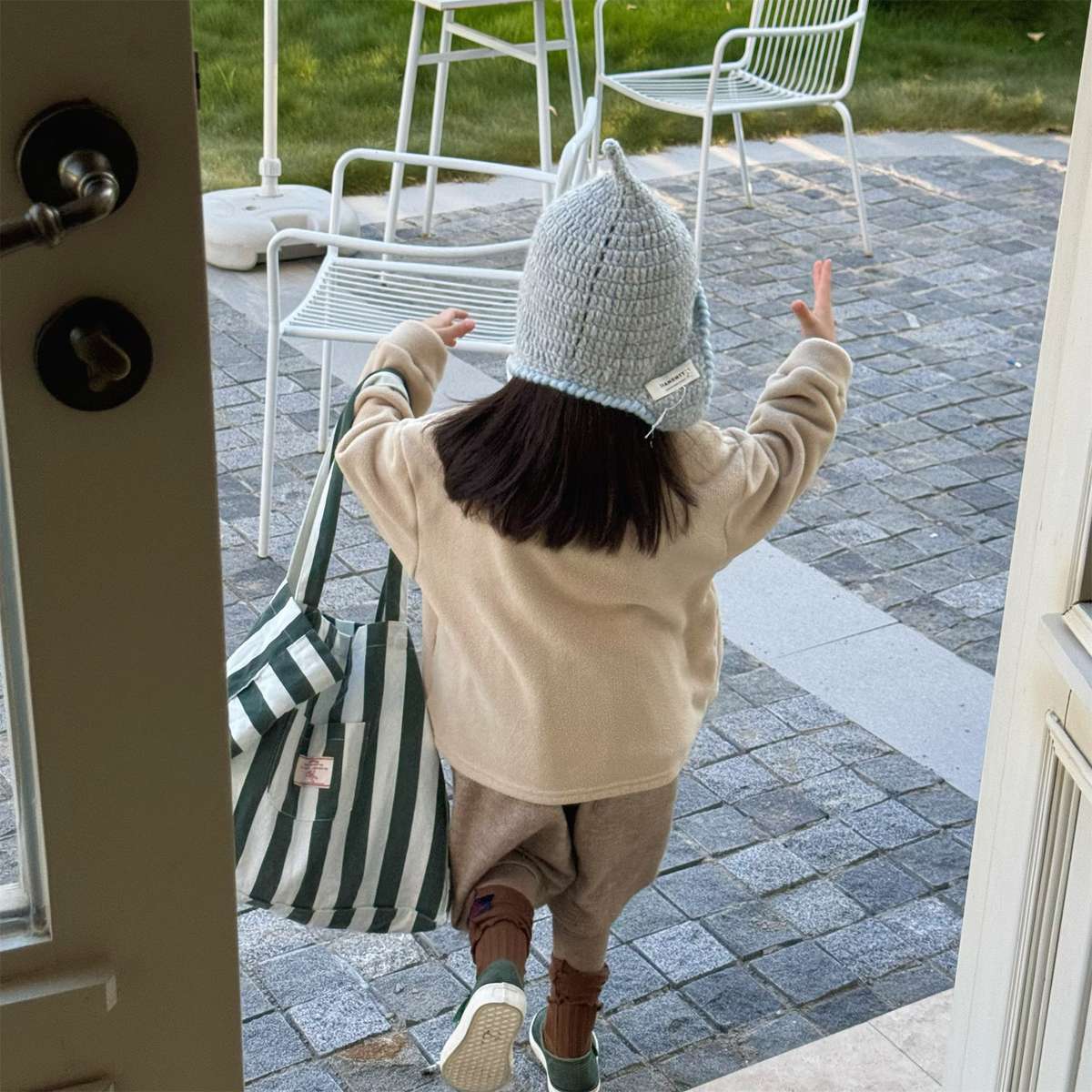 -フリースプルオーバー ハイネック スナップボタン もこもこワッペン【mh0011428】 - mamahalo shop - トレーナー・フーディ -  べビー服 - 子供服 - 男の子 - 女の子