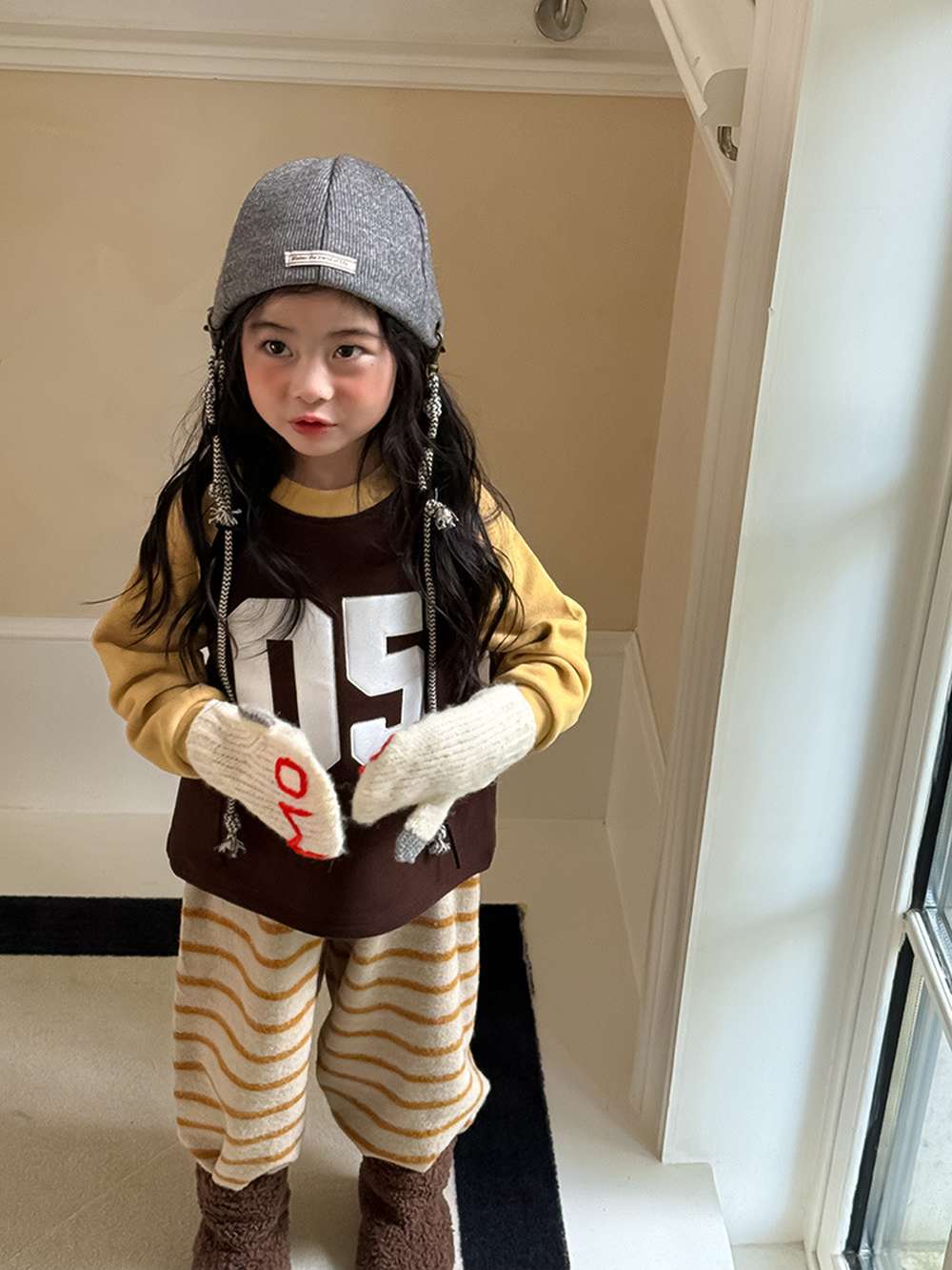 長袖スウェット | ナンバーロゴ | 裏起毛ラグランプルオーバー【mh0011473】