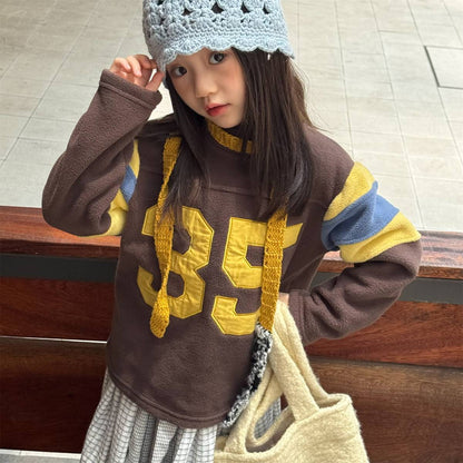 -長袖フリース プルオーバー ナンバーワッペン ハイネック スリーブデザイン【mh0011409】 - mamahalo shop - トレーナー・フーディ -  べビー服 - 子供服 - 男の子 - 女の子