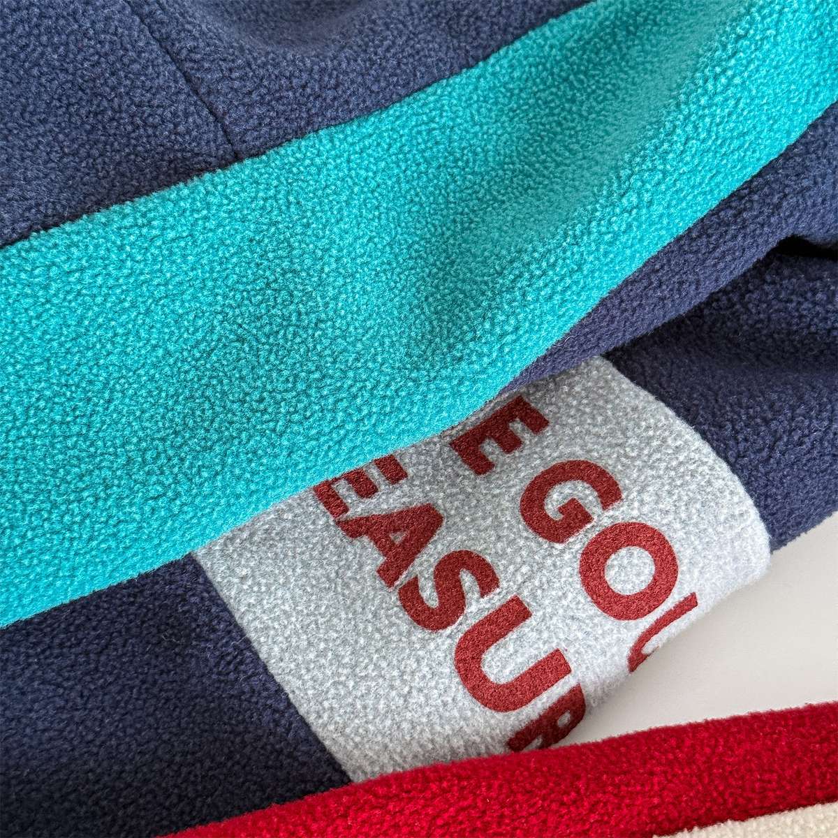 -長袖フリース ラグラン袖 プリントロゴ クルーネック トップス【mh0011426】 - mamahalo shop - 長袖Tシャツ -  べビー服 - 子供服 - 男の子 - 女の子