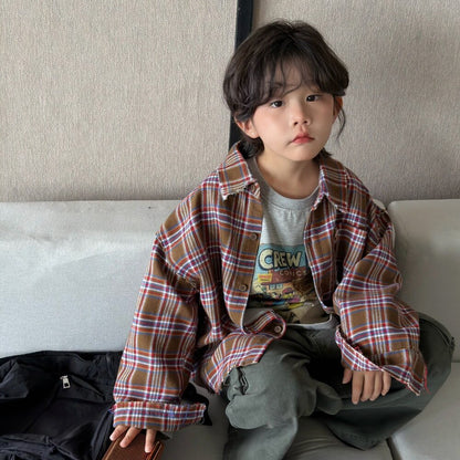 Camisa de manga larga con corte irregular, estampado a cuadros, camiseta de manga larga con letras estampadas y pantalón cargo para niños y jóvenes 【mh0014438】