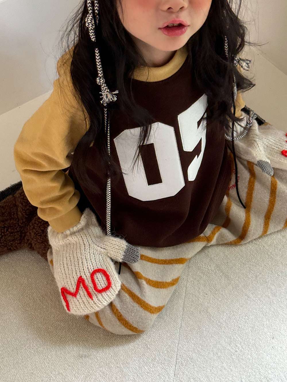 長袖スウェット | ナンバーロゴ | 裏起毛ラグランプルオーバー【mh0011473】