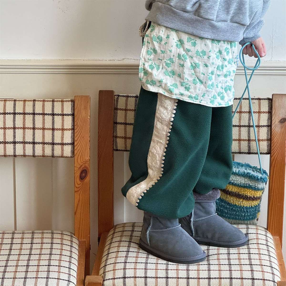 -フリーススウェットパンツ サイドレースデザイン あったか長ズボン【mh0011427】 - mamahalo shop - ロングパンツ・スウェットパンツ -  べビー服 - 子供服 - 男の子 - 女の子