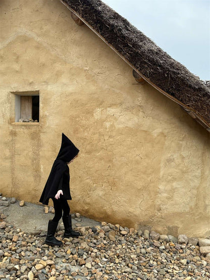 -フーディポンチョ ピクシーフード ブラックマントコート【mh0011440】 - mamahalo shop - ショートコート・ジャケット・ジャンパー -  べビー服 - 子供服 - 男の子 - 女の子