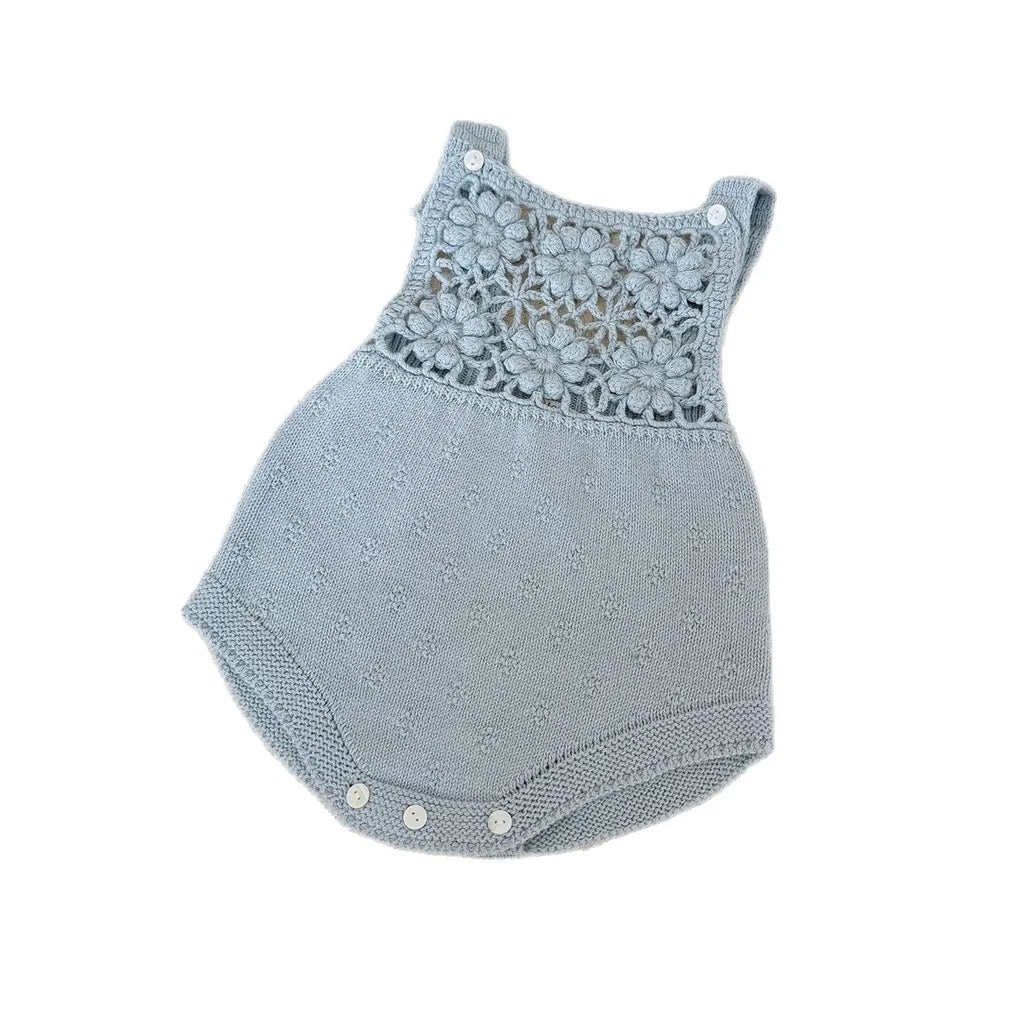 -透かし編みレースフラワーニットロンパース/ボンネット【mh0011143】 - mamahalo shop - ノースリーブロンパース -  べビー服 - 子供服 - 男の子 - 女の子