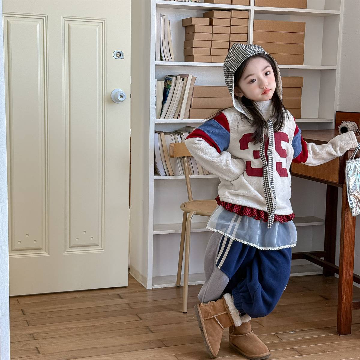 -長袖フリース プルオーバー ナンバーワッペン ハイネック スリーブデザイン【mh0011409】 - mamahalo shop - トレーナー・フーディ -  べビー服 - 子供服 - 男の子 - 女の子