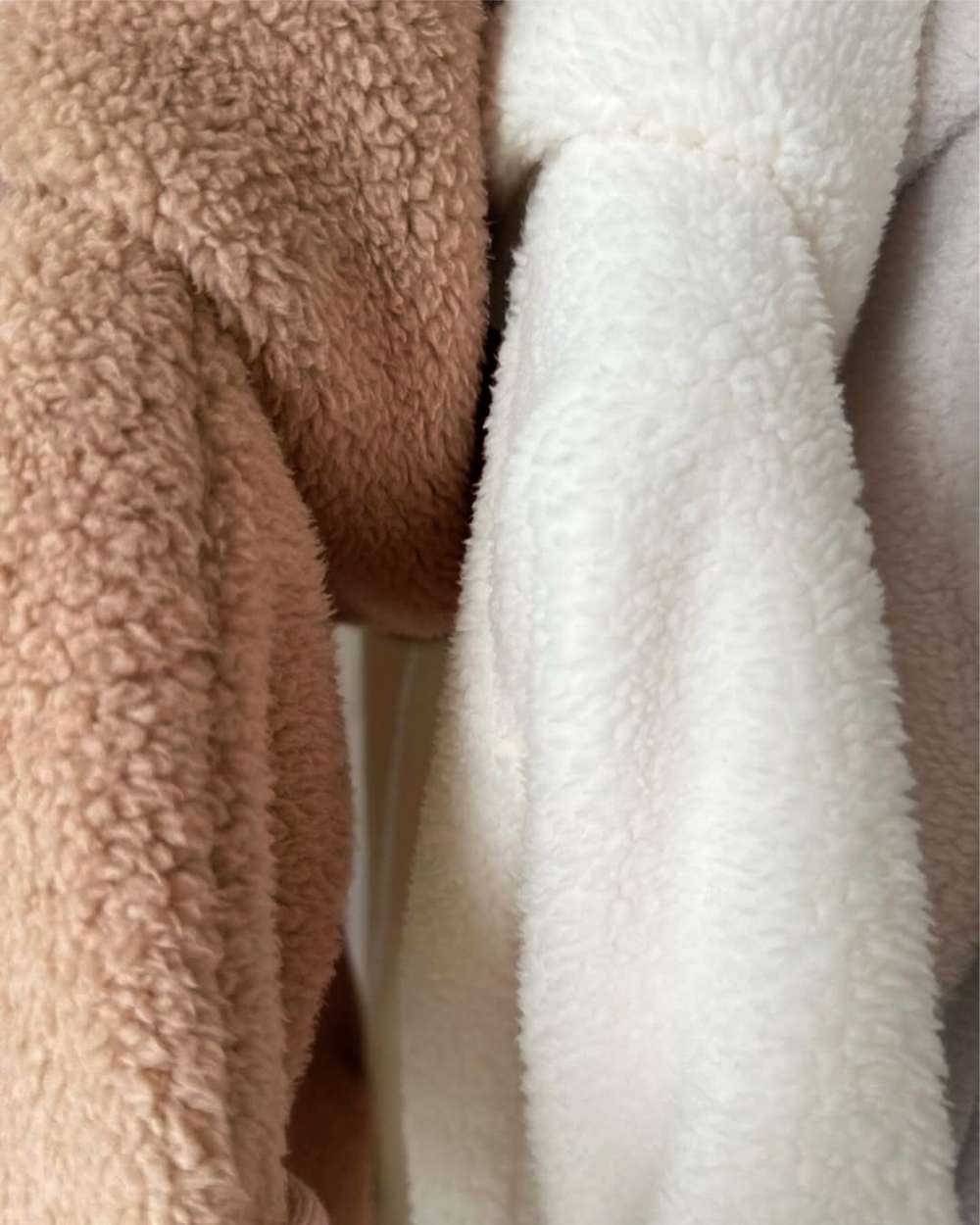 長袖もこもこフーディロンパース | フード付きボア | 防寒アウタージャンプスーツ【mh0011497】