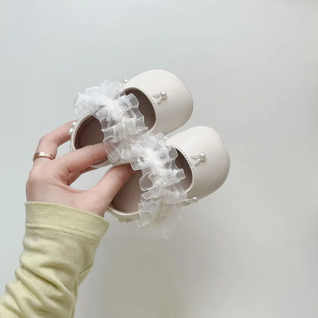 -うさぎ刺繍ストラップシューズ ハートモチーフ付きベビーシューズ【mh0011071】 - mamahalo shop - ベビー用靴 -  べビー服 - 子供服 - 男の子 - 女の子