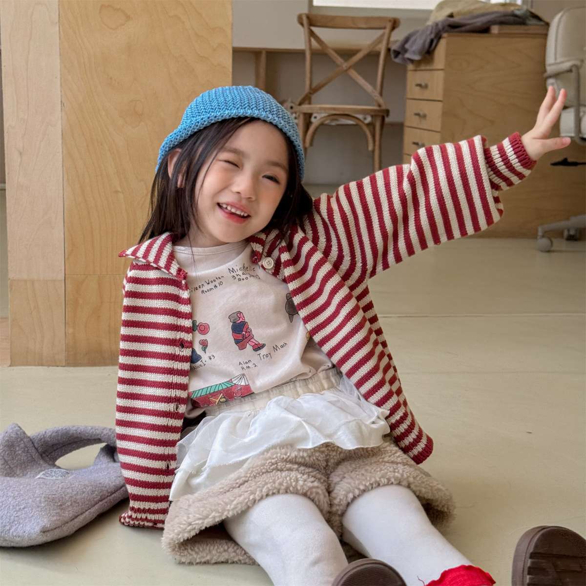 ボーダーニットカーディガン 襟付き 長袖 ボタン開閉 トップス【mh0011431】