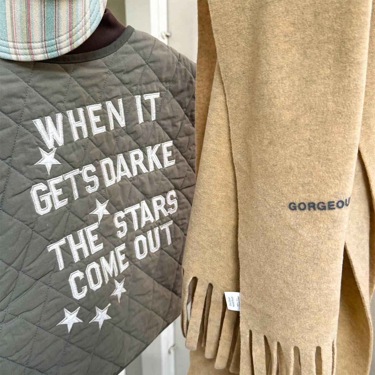 -キルティングベスト ノースリーブ 刺繍ロゴ 中綿入り アウター【mh0011411】 - mamahalo shop - ベスト -  べビー服 - 子供服 - 男の子 - 女の子