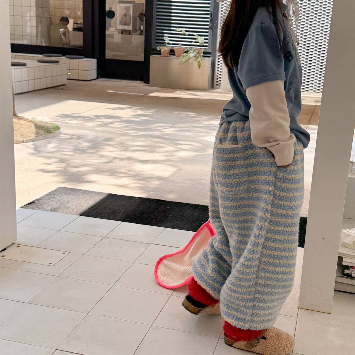 -ロングパンツ シープボア ボーダー柄 もこもこボア 長ズボン【mh0011400】 - mamahalo shop - ロングパンツ・スウェットパンツ -  べビー服 - 子供服 - 男の子 - 女の子