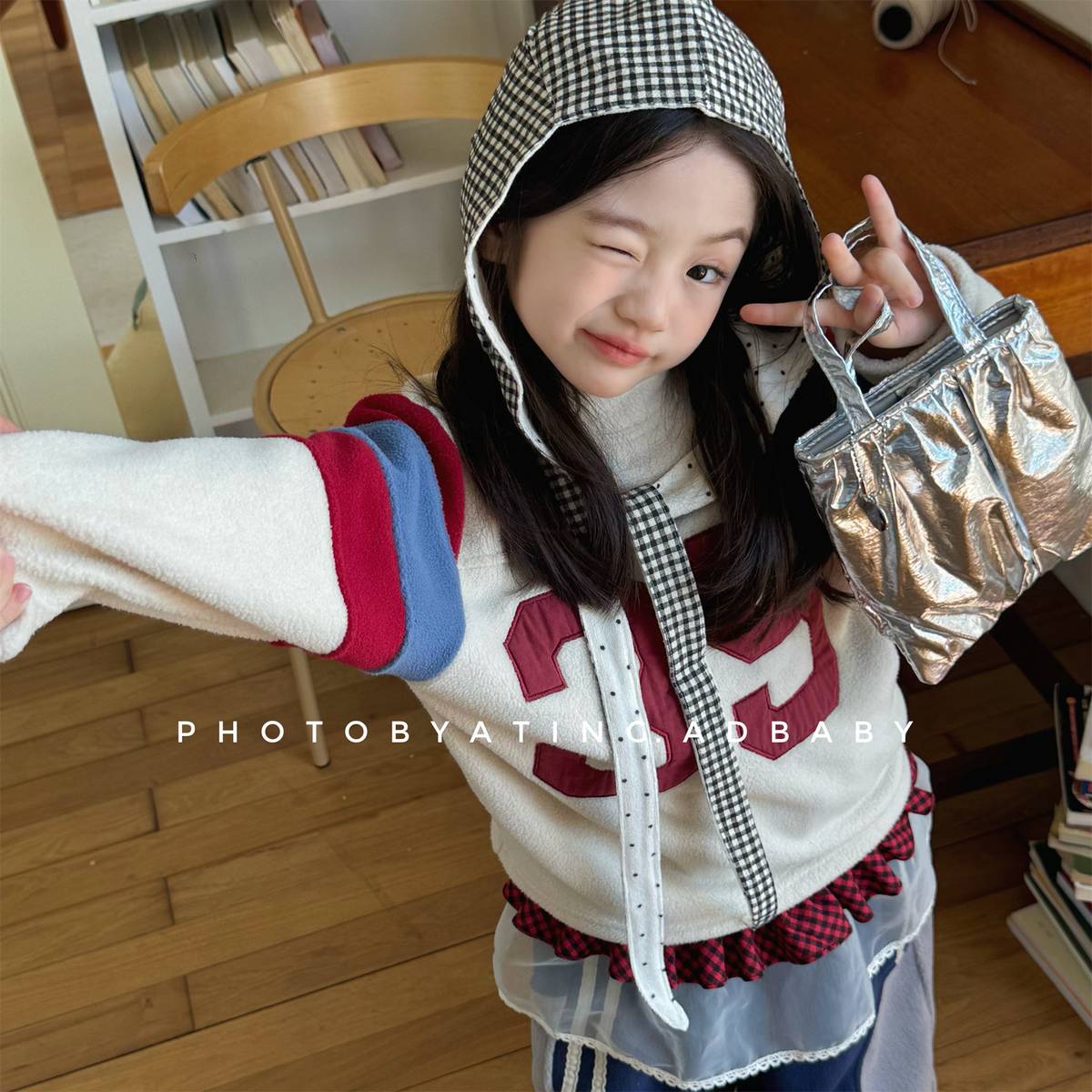 -長袖フリース プルオーバー ナンバーワッペン ハイネック スリーブデザイン【mh0011409】 - mamahalo shop - トレーナー・フーディ -  べビー服 - 子供服 - 男の子 - 女の子