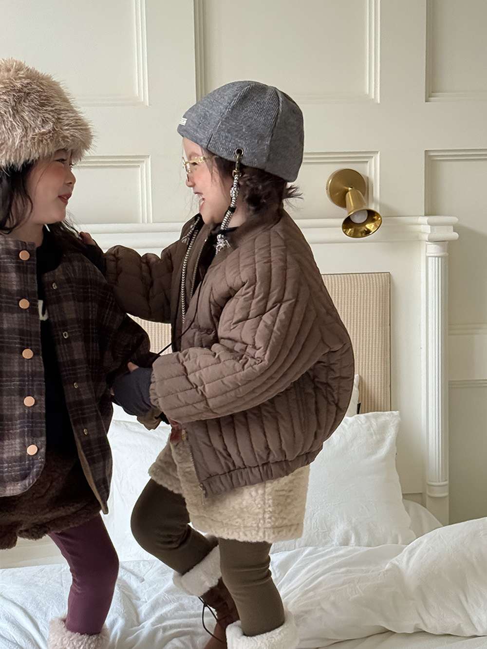 Long-sleeved quilted jacket | Padded and fully embroidered | Character print outerwear [mh0011467]