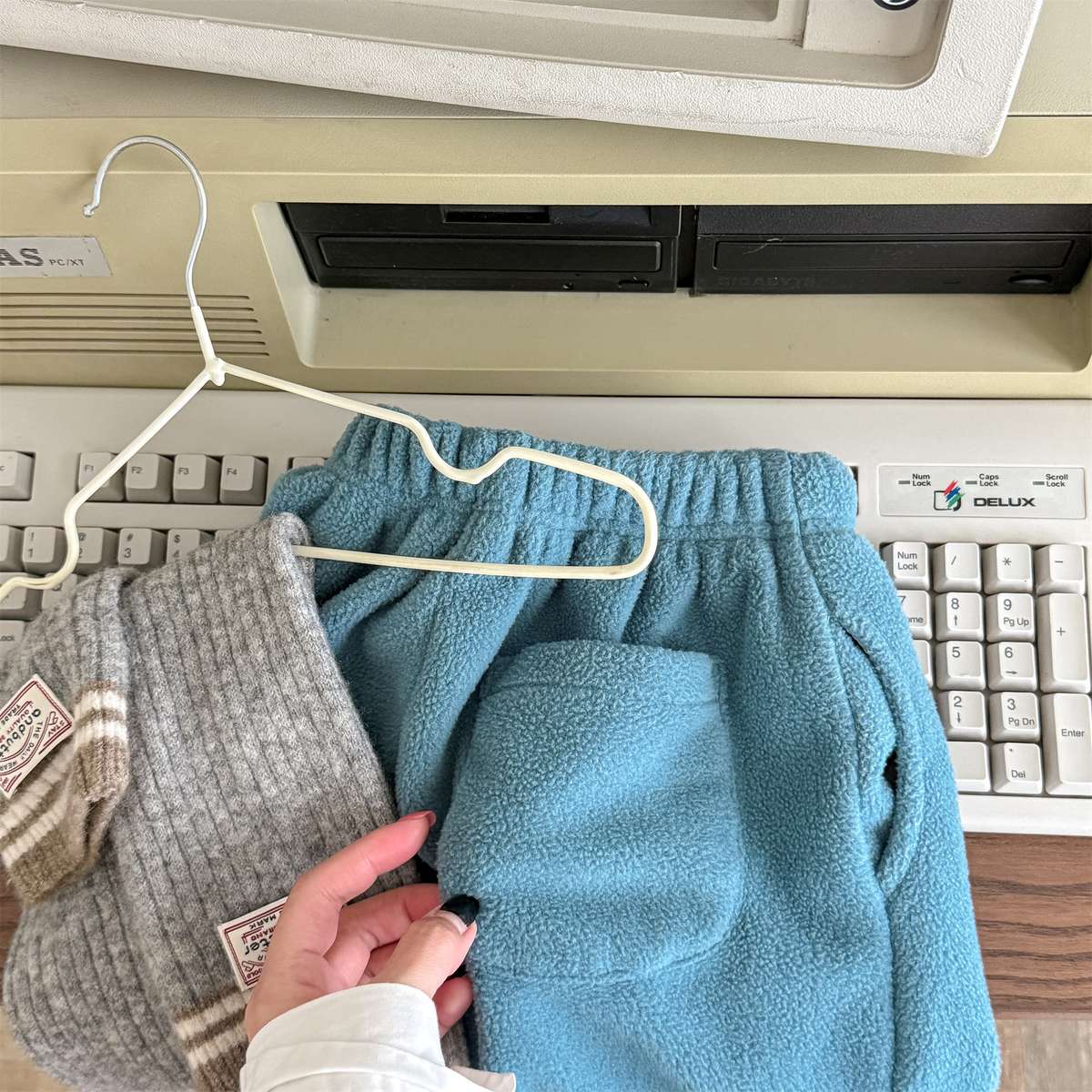 -フリーススウェットパンツ ルーズシルエット あったか長ズボン【mh0011423】 - mamahalo shop - ロングパンツ・スウェットパンツ -  べビー服 - 子供服 - 男の子 - 女の子