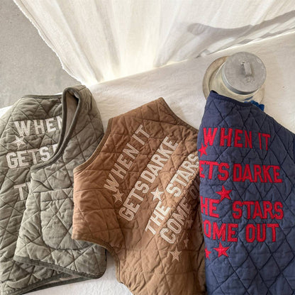 -キルティングベスト ノースリーブ 刺繍ロゴ 中綿入り アウター【mh0011411】 - mamahalo shop - ベスト -  べビー服 - 子供服 - 男の子 - 女の子