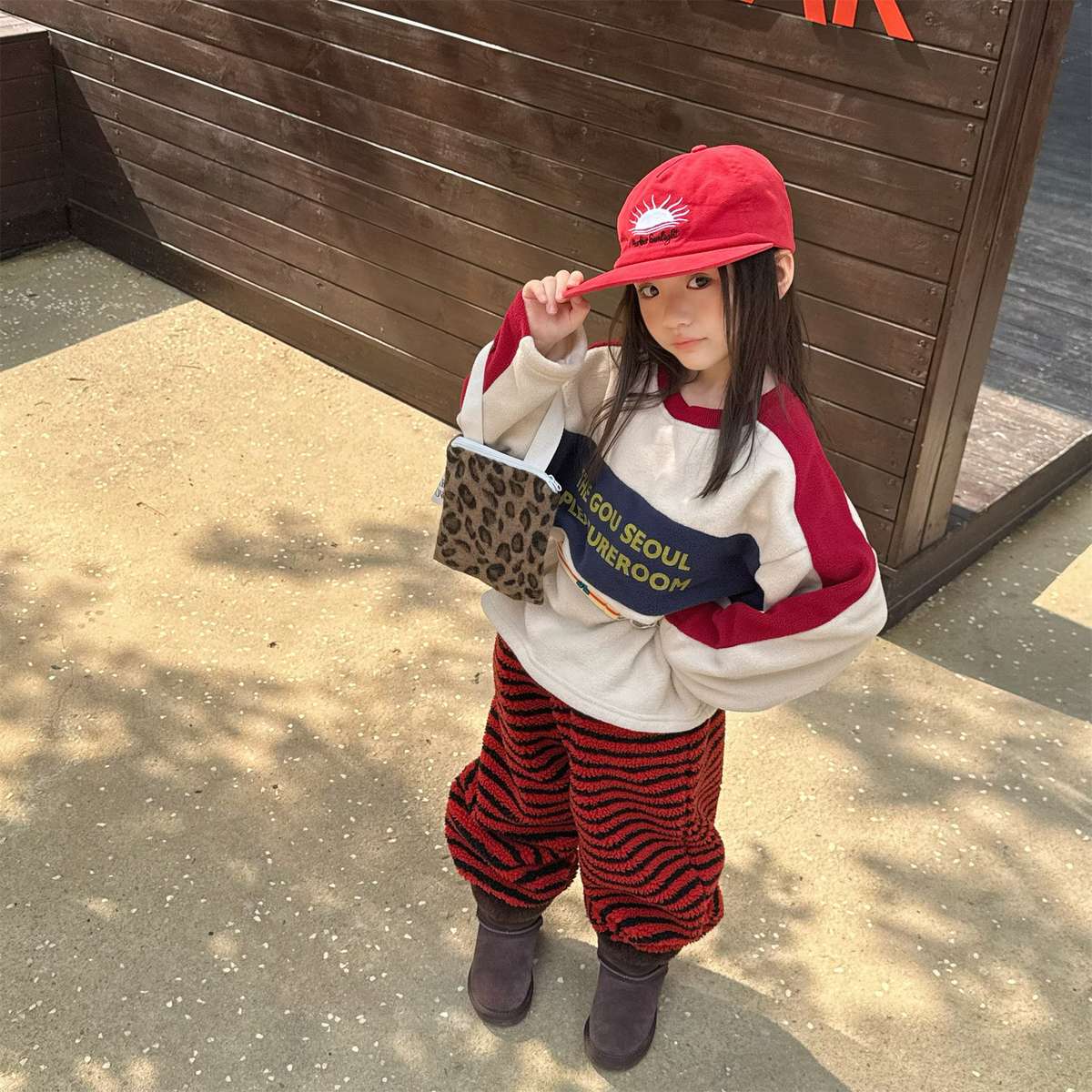 -長袖フリース ラグラン袖 プリントロゴ クルーネック トップス【mh0011426】 - mamahalo shop - 長袖Tシャツ -  べビー服 - 子供服 - 男の子 - 女の子