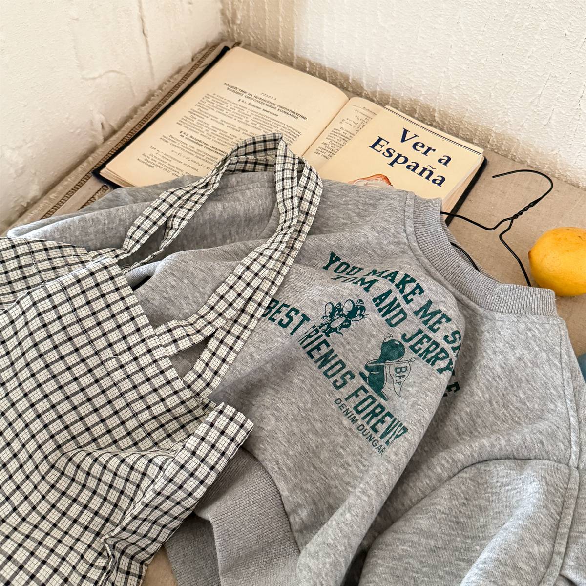 -長袖スウェットトレーナー 裏起毛 プリントロゴ入り カジュアルトップス【mh0011399】 - mamahalo shop - トレーナー・フーディ -  べビー服 - 子供服 - 男の子 - 女の子