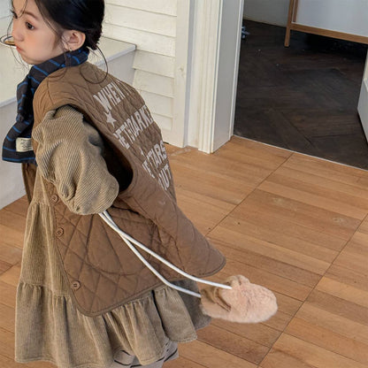 -キルティングベスト ノースリーブ 刺繍ロゴ 中綿入り アウター【mh0011411】 - mamahalo shop - ベスト -  べビー服 - 子供服 - 男の子 - 女の子