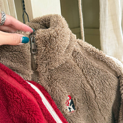 -ボアジャケット アウター ジップアップ 腕ライン 刺繍入り もこもこ素材【mh0011398】 - mamahalo shop - ショートコート・ジャケット・ジャンパー -  べビー服 - 子供服 - 男の子 - 女の子