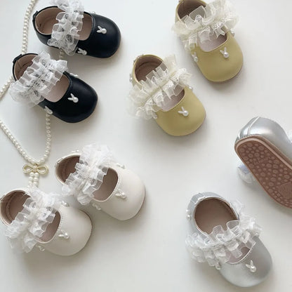 -うさぎ刺繍ストラップシューズ ハートモチーフ付きベビーシューズ【mh0011071】 - mamahalo shop - ベビー用靴 -  べビー服 - 子供服 - 男の子 - 女の子