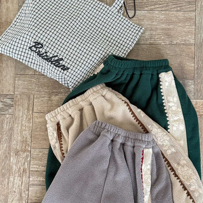 -フリーススウェットパンツ サイドレースデザイン あったか長ズボン【mh0011427】 - mamahalo shop - ロングパンツ・スウェットパンツ -  べビー服 - 子供服 - 男の子 - 女の子