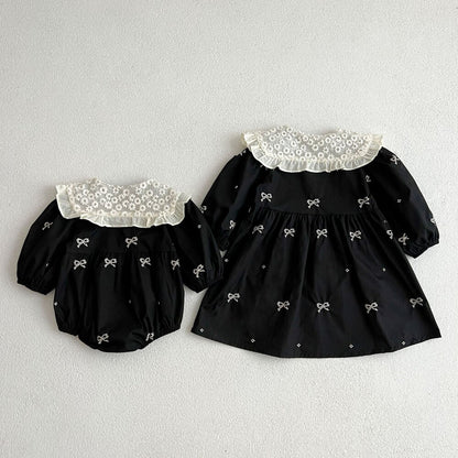 ベビー キッズ リボン柄 刺繍 レース襟 長袖ワンピース ロンパース【mh0014446】