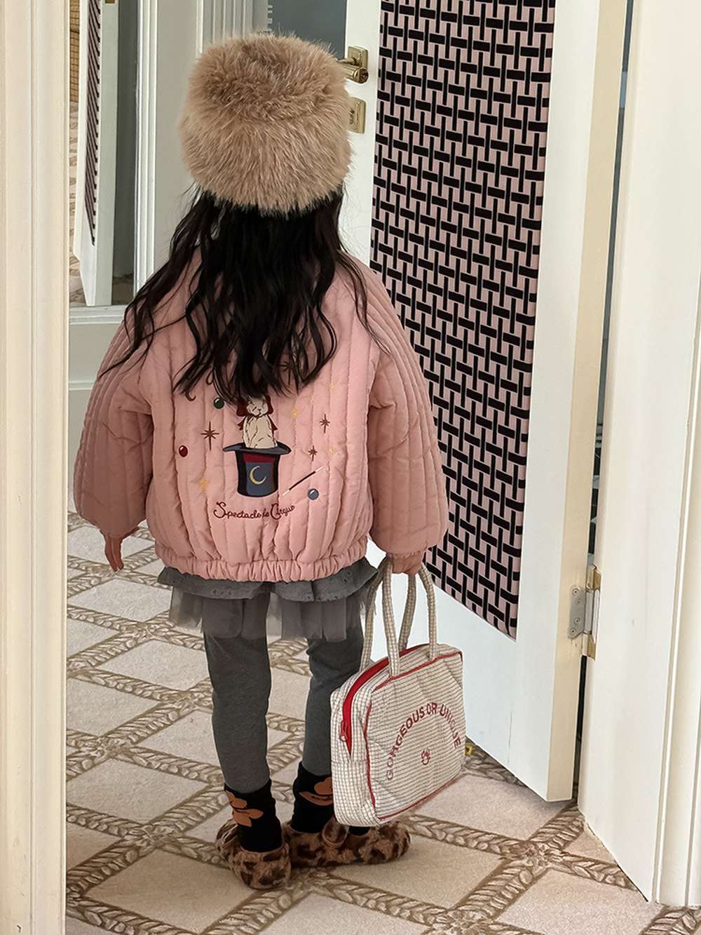 Long-sleeved quilted jacket | Padded and fully embroidered | Character print outerwear [mh0011467]