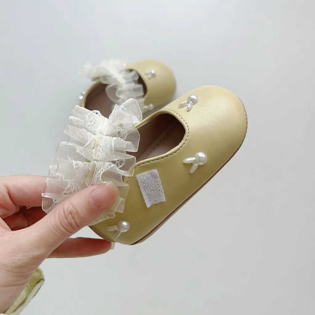 -うさぎ刺繍ストラップシューズ ハートモチーフ付きベビーシューズ【mh0011071】 - mamahalo shop - ベビー用靴 -  べビー服 - 子供服 - 男の子 - 女の子