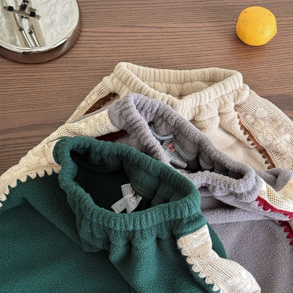 -フリーススウェットパンツ サイドレースデザイン あったか長ズボン【mh0011427】 - mamahalo shop - ロングパンツ・スウェットパンツ -  べビー服 - 子供服 - 男の子 - 女の子